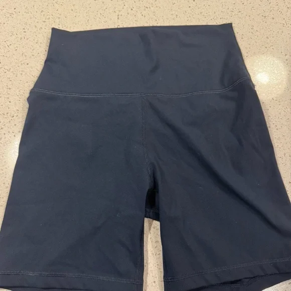 CRZ YOGA Womens size Small ButterLuxe Biker 6’ Shorts - High-Waisted Blue - Picture 4 of 5